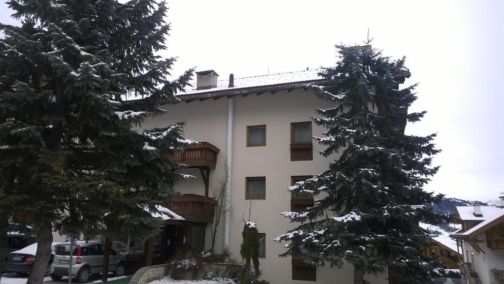 Supermountainski Colfosco Apartment Luaran gambar